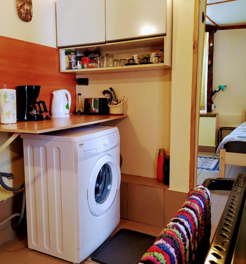 Authentic Guest Stay In The Heart Of Veliko Tarnovo Студио С Изглед Към Царевец Εξωτερικό φωτογραφία